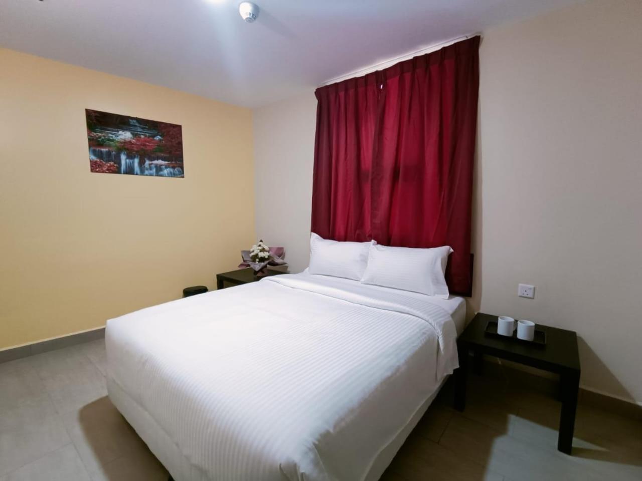 Capital O 90897 Island Hotel 3*