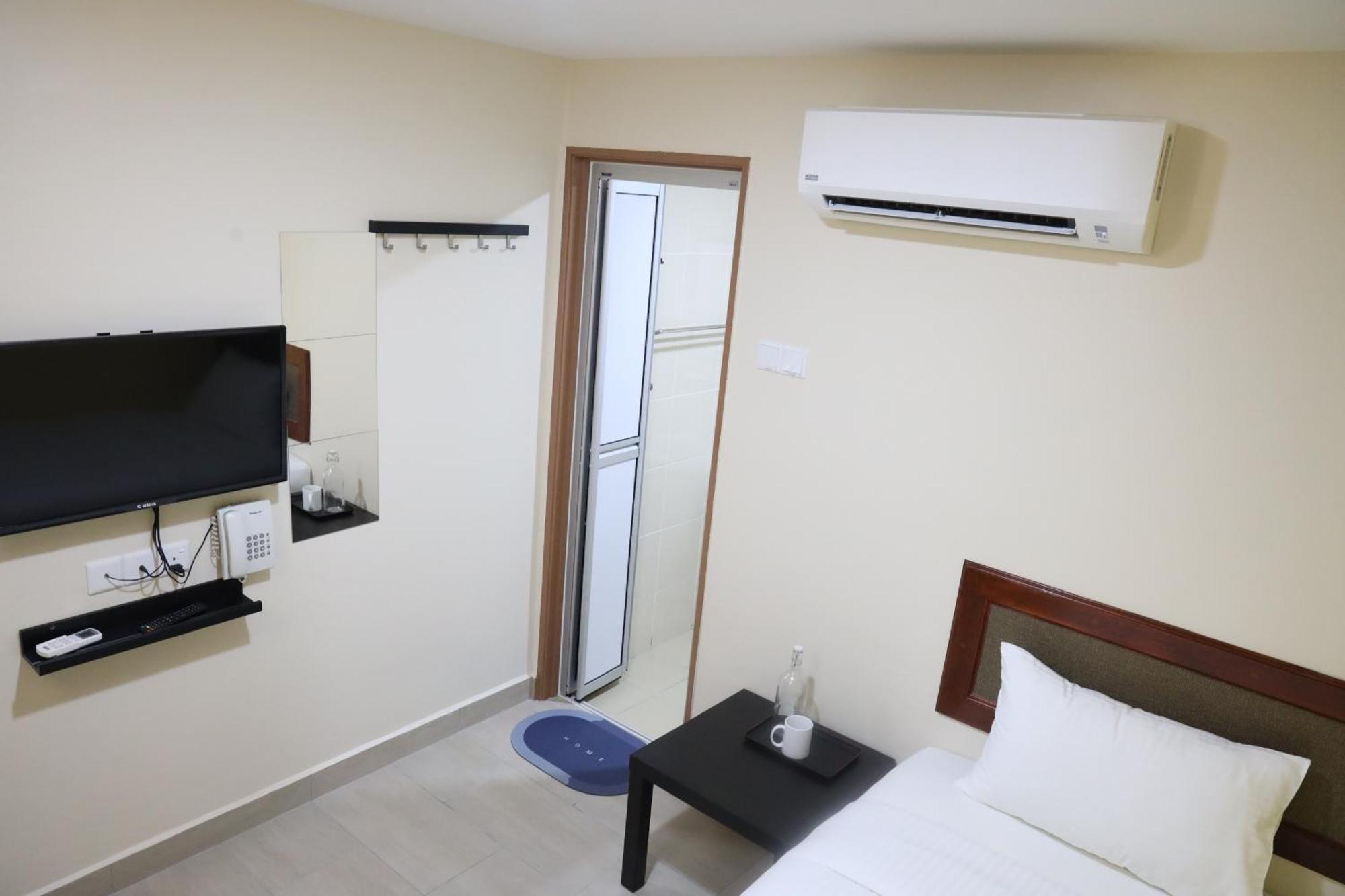 Hotel Capital O 90897 Island 3*