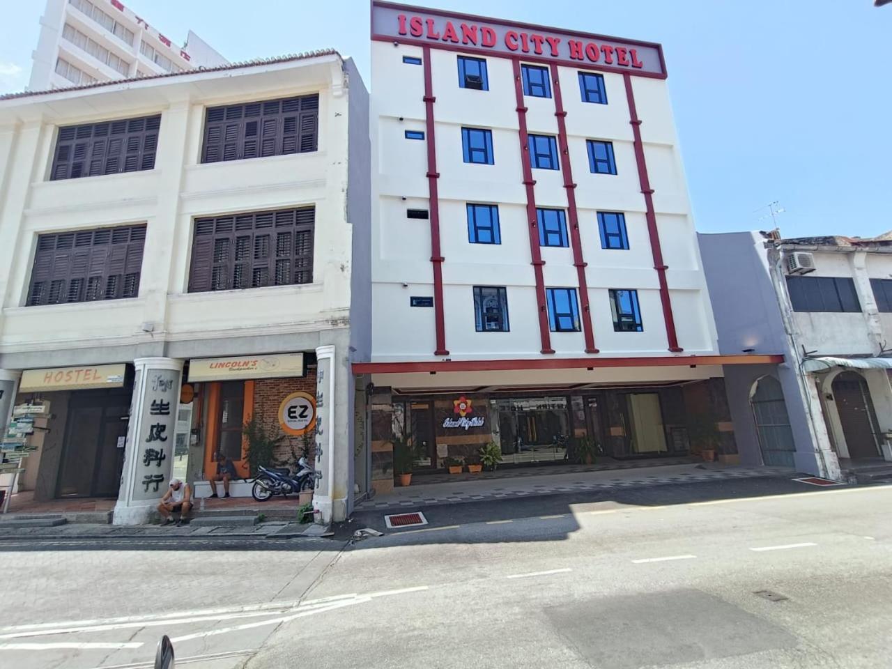Capital O 90897 Island Hotel Georgetown