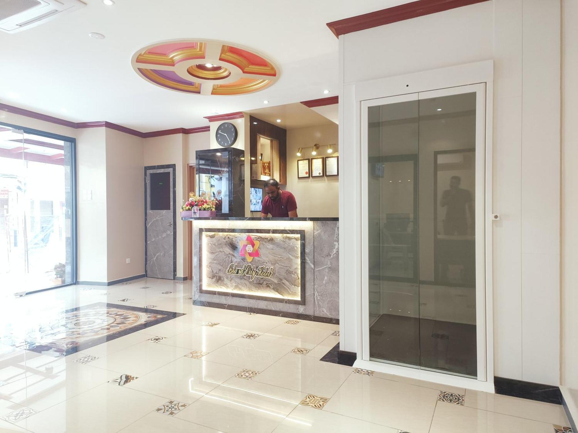 Hotel Capital O 90897 Island Georgetown